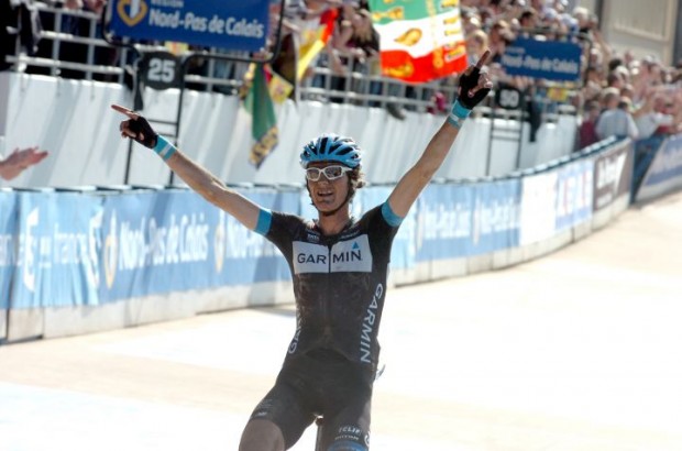 johan_van_summeren_wins_paris-roubaix_2011_1-620x410